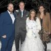 Sie sind beste Freunde und besuchten sich gegenseitig zu ihren Hochzeiten: Christian Langer aus Obertheres (links) und Shane Patterson aus Lakewood/USA. Mit im Bild die Ehefrauen Michelle Patterson (zweite von rechts) und Pauline Langer.