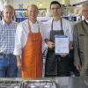 Sind stolz auf ihren Schützling: (von links) Hoteldirektor Jürgen Mönch, Küchenchef Jan Kirchhof, Koch-Azubi Johannes Virnekäs und Fachlehrer Josef Körner.