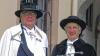 Im Ornat des Deutschen Ordens: (von links) Ehrenritter Dieter Salch und Hans-Joachim Pusch.