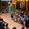 Aus einer kurzen Bildergeschichte haben die jungen Teilnehmer des ersten Workshops an der Röttinger Theaterakademie ein kurzes Musical erarbeitet. Bei der Präsentation in der Aula der  Grundschule gab es viel Applaus. 