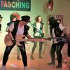 Die Fantastischen Sieben präsentierten Rockklassiker und tanzten auf dem Highway in die Hölle.