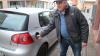 Fährt mit LPG: Hubert Freitag am Tankstutzen seines Autogas-Golfs. 