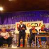 Begriffe umschreiben und erraten: Bei "Dingsda" bei der FGG Prunksitzung mit (von links) den Bürgermeistern Heribert Neckermann und Bernhard Rhein sowie mit Herbert Grüb und Thomas, Peter und Klaus Pfeufer kam das Publikum kaum mehr aus dem Lachen heraus.