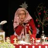 Endlich schüttelt Frau Holle die Betten wieder aus und es schneit.