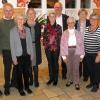 Eingerahmt von Peter Wesselowsky und Herbert Reusch sind die Geehrten (von links): Karl-Heinz und Renate Sinning, Helga Köppl, Elfriede und Bernhard Rhein, Gertraud Paul, Christl Walther und Inge Ebert.