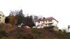 Die vorbereitenden Arbeiten für den Bau von zwei Wohnkomplexen mit gut 40 Wohnungen oberhalb der Rechtenbacher Straße in Lohr haben begonnen.