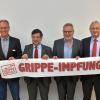 In einer gemeinsamen Aktion appellierten die Ärztlichen Direktoren der Krankenhäuser im Main-Tauber-Kreis, die Vertreter der Ärzteschaft und des Gesundheitsamtes auf die Notwendigkeit der Grippeschutzimpfung (von links Dr. Jochen Selbach, Vorsitzender der Ärzteschaft Bad Mergentheim, Dr. Heiner Thierolf, Amtsleiter Gesundheitsamt, Dr. Wilhelm Freiherr von Lamezan, Ärztlicher Direktor Rotkreuzklinik Wertheim, Prof. Dr. Christoph Eingartner, Ärztlicher Direktor Caritas-Krankenhaus Bad Mergentheim, Dr. Mathias Jähnel, Ärztlicher Direktor Krankenhaus Tauberbischofsheim, Sebastian Gerstenkorn, Vorsitzender der Ärzteschaft Tauberbischofsheim).