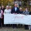 1350 Euro übergab die Lohrer Unicef-Gruppe um Sprecherin Helga Elzenbeck (2. von rechts) an den Leiter der Unicef-Arbeitsgruppe Aschaffenburg, Detlev Geiger (Mitte). Das Geld ist für die Jemen-Hilfe bestimmt.