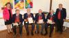 Verdiente und treue Sänger beim Männergesangverein Concordia Rottenbauer: (von links) Helga Kiesel (Sängerbund), Valentin Kömm, Rudolf Oßwald, Eugen Oßwald, Gerhard Hamberger und Bernd Christ.