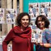 Die Buchgestalterin Andrea Wieczorek (links) und die Autorin Susanne Reininger stellen beim Autorensamstag das Buch „Würzburger Küchengeheimnisse“ vor.