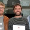 Gerd Sych (Slow Food, rechts) mit den Wirten der "MS Zufriedenheit" Dominik Straub und Benedikt Hammerl.