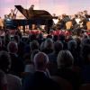 Schon viele Benefizkonzerte der Medienhäuser haben für musikalische Highlights gesorgt und im Ergebnis auch soziale Projekte gefördert. Ein Höhepunkt war das zehnte seiner Art im November 2015, seinerzeit mit dem Mozarteum-Orchester aus Salzburg (Foto). 100 000 Euro Erlös wurden allein durch diese Veranstaltung eingespielt.