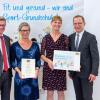 Übergabe im Kultusministerium: Von links: Kultusminister Bernd Sibler, Sportbeauftragte Ulrike Lischka, Rektorin Claudia Dachlauer, Jörg Ammon, Präsident des Bayerischen Landessportverbandes).