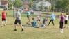 Mit „Waffen” aus Schaumstoff spielen Kinder und Jugendliche  auf dem Bolzplatz in Marktheidenfeld die neue Sportart „Jugger”.