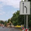 Baustelle Versbacher Straße: Die Stadt baut einen neuen Kanal  - unterirdisch und ohne Graben.Höhe Anwesen Hausnr. 102,  Foto: Gisela Schmidt