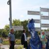 Enthüllten am Dienstag acht Straßennamen für das Konversions-Baugebiet Bellevue, die frühere US-Siedlung Askren Manor: Von links Ex-Liegenschaftsleiter Hans Schnabel, OB Sebastian Remelé, seine Vorgängerin Gudrun Grieser, Baureferent Ralf Brettin.