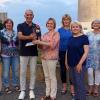 Neuwahl beim Obst- und Gartenbauverein Hausen: (von links): Tina Steffen, Elfriede Hauck, Siegbert Braun, die bisherige Vorsitzende Martina Angermüller, Hiltrud Höfer, die neue Vorsitzende Petra Höfer-Paweletzki, Angelika Stark und Annette Trageser-Rumpel.