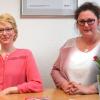 Anne Depietri und Karina Hauck (von links) sind zwei erfahrene Beraterinnen beim BRK-Kreisverband Haßberge, die Müttern und Vätern bei der Vermittlung von Kurmaßnahmen behilflich sind. Das Rote Kreuz nimmt bayernweit mit seiner Beratungsstelle aufgrund guter und langjähriger Erfahrung eine Lotsenfunktion ein.