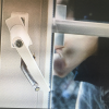 Fensterbohrer in Aktion