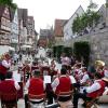 Die Linsenspitzer aus Zeubelried machen Musik an der Furt. Zeitgleich startet am 5. Mai der Wochenmarkt vor dem Rathaus. Archivfoto: Renate Lindner