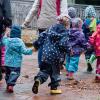 In Würzburg fehlen Betreuungsplätze für Kinder. Die Stadt möchte schnell Abhilfe schaffen.