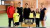 Sie haben Spaß am Tischtennis: (von links) Thomas Müller, Daniel Obermayer und Moritz Weißkopf (1. Platz), Annette und Robin Wendel (2. Platz), Lina Weißkopf und Michaela Väth (3. Platz).