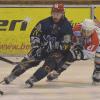 Der ERV Schweinfurt um Kapitän Dion Campbell (links) hat nach dem jüngsten Sieg über Bad Kissingen die Bayernliga weiter fest im Blick.