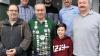 Neuwahlen und Ehrungen beim Schwarzacher Sportangelverein: Im Bild (vorne von links) Neu-Vorsitzender Christian Greim, Anglerkönig Bernhard Vollhals, Jugendanglerkönig André Meuser, stellvertretender Vorsitzender Richard Lurz, (hinten von links) Walter Link (24 Jahre Vorsitzender), Schriftführer Martin Grimm und Kassier Markus Hein.