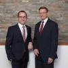 Die Mercator-Leasing-Geschäftsführung hat sich neu aufgestellt. Im Bild: (von links) der neue Geschäftsführer Matthias Schneider und Rolf Hahn, Vorsitzender der Geschäftsführung.