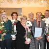 In Abtswind ehrte die Raiffeisenbank Volkach-Wiesentheid langjährige Mitarbeiter. Im Bild von links: Vorstand Roland Rößert, Andreas Dworschak, Sarah Braun, Monika Sokol, Simone Schäfer, Gertrud Hupp, Karl-Peter Kohlhaupt, Harald Brabec, Petra Gerlach und Vorstand Martin Weber.
