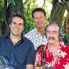 (zis)   Das Internationale Cajun Trio gastiert in der Fallmeisterei: Am Freitag, 13. Juli, nehmen die Drei ihre Zuhörer ab 19.30 Uhr in Kirchschönbach mit auf eine musikalische Zeitreise – von der Bretagne über Kanada bis hin zu den Sumpfgebieten Louisianas. Dorthin, wo die „Acadiens“ im Laufe der Jahrhunderte im Schmelztiegel verschiedenster Kulturen den „Cajun“ und „Zydeco“ entwickelten, eine lebensfrohe Musik, die heute noch zu vielfältigen Anlässen gespielt wird. Die drei Musiker Yannick Monot aus Frankreich, Helt Oncale aus den USA und Biber Herrmann aus dem Rhein-Main-Gebiet vereinen auf einzigartige Weise Blues, musique francaise, Jazz, Country und kreolische Rhythmen zu einem Stil, der traditionellen als auch modernen Ansprüchen gerecht wird. Bespielt werden verschiedene Instrumente von Akkordeon, Gitarre und Mundharmonika über Fiddle, Mandoline und Banjo bis hin zu Dobro und Cajun-Yells. Garniert wird das Ganze mit humorvollen Anekdoten. Karten für das Cajun Trio gibt es bei Theo Steinbrenner unter  0170 2 47 67 14 oder in der Benediktiner-Apotheke in Schwarzach unter  (0 93 24) 10 54.