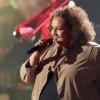 Die Kandidatin Tiffany Kemp steht bei der 1. Liveshow von "The Voice of Germany" am 03.12.2015 in Berlin auf der Bühne. Foto: Jörg Carstensen/dpa +++(c) dpa - Bildfunk+++