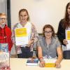 Die besten Vorleser der Realschule: Als Belohnung für ihre Mühen erhielten die sechs Teilnehmer der Endausscheidung einen Buchpreis. Im Bild von links: Tobias Herzog, Niklas Mend, Marie Zimmerer (3. Platz), Siegerin Antonia Ullrich, Selina Joß (2. Platz) und Jonas Duczak.