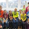 Interessierte Zuhörer: Evi Stäblein war als Vorleserin in der 4. Klasse der Kreuzberg-Grundschule im Schulhaus von Schönau.