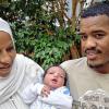 Sapaei ist das zweite Kind von Alm Yusf Ali (21) und Abdalla Rayya (24) aus Bad Königshofen. Das Mädchen kam am 21. Oktober in der Kreisklinik in Bad Neustadt zur Welt. Bei der Geburt wog Sapaei Abdela 3210 Gramm und war 53 Zentimeter groß. Mit ihrem Schwesterchen Hanan wird sie gut zusammen spielen können, denn Hanan ist nur ein Jahr und drei Monate älter als sie.