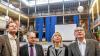 Banger Blick in die Zukunft? (Von links) Geschäftsführer Clemens Link, Schulleiter Hermann Berst, Dekanin Edda Weise und Ministerialbeauftragter a.D. und Geschäftsführer Gert Weiß in der Aula des Dag-Hammarskjöld-Gymnasiums. Die evangelische Schule richtet nun auch ein Halbtagsangebot ein.