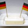 Die geteilte Seele: Viele Deutsche haben gelernt, Nationalstolz als etwas Negatives zu empfinden, sagt der Psychologe Ulrich Schmidt-Denter.