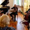 In Aktion: Das K. und K.-Klavierquartett bei einem Konzert im Mühlfelder Schloss Wolzogen.