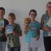 (rp)   An der Grundschule Kreuzwertheim fand erstmals ein Lesewettbewerb statt. In Zusammenarbeit mit Andrea Schwitt-Graf als Vertreterin der Buchhandlung Buchheim sowie des Kinder- und Jugendbuchverlages Loewe trafen sich die Klassensieger des schulinternen Lesewettbewerbs der vierten Klassen aus Kreuzwertheim sowie die vier Klassensieger der Verbandsschule  Faulbach, um aus ihren Reihen den Lesekönig zu ermitteln. Es galt ein eigenes Buch kurz vorzustellen und anschließend eine Passage daraus vorzulesen. Danach mussten die Vorleser eine fremde Lektüre meistern. Lesekönigin wurde Jana Behl von der Grundschule Kreuzwertheim, gefolgt von Pauline Hegmann von der Verbandsschule Faulbach und Jule Weinmann wieder von der Grundschule Kreuzwertheim. Außerdem nahmen an dem Wettbewerb Tim Neufeld, Marvin Ludwig und Talia Mühlberger aus Faulbach teil.