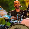 Heute: Ringo Starr, singend an seinem guten alten Arbeitsplatz. Heute: Ringo Starr, singend an seinem guten alten Arbeitsplatz.