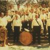 51 Jahre alt: Aus dem Jahr 1964 stammt das Bild der DJK-Musikkapelle mit ihrem Dirigenten Elmar Banfelder (rechts vorne).FOTO: Archiv/Zirkelbach