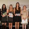 Viermal 1,0: Schulleiterin Edith Degenhardt (rechts) und Landrat Thomas Habermann gratulierten den besten Abiturientinnen des Rhön-Gymnasiums, (von links) Carolin Mühlbauer, Monique Koch, Anna Gimpel und Johanna Roßhirt.