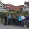Kaufen oder sein lassen? Das Areal mit ehemaligen Pfarrgärten samt Scheune neben dem katholischen Pfarrhaus in Aidhausen wurde der Gemeinde zum Kauf angeboten.