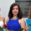 Klassenprimus: Hanna Fronhöfer (Mitte) aus Simmershofen schaffte mit 1,3 das beste Abi am Bomhard-Gymnasium. Einen Notenschnitt von 1,4 haben Juliane Adam (links) aus Aub und Jessica Wunderlich aus Oberdachstetten erreicht.