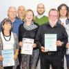 Gruppenbild mit Urkunden: Das Foto zeigt die geehrten Mitglieder (von links) Julian Gößmann (20 Jahre), Liliane Wohlfart (25 Jahre), Dieter Kupitz (Gruppenleiter), Alfred Söhlmann (2. Clubmeister), Carola Becker (3. Clubmeister), Heiko Söhlmann (25 Jahre), Harry Widmaier (20 Jahre), Michael Stegerwald (Clubmeister) und Lothar Amtmann (25 Jahre).