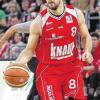 Er ist wieder fit: Aufbauspieler Chris Hoffmann sollte nach überstandener Wadenverletzung in Paderborn wieder für die s.Oliver Baskets Würzburg auflaufen.