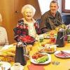 Kaffee, Marmelade, Brötchen und Gemeindepolitik: Bürgermeister Willi Warmuth erklärte beim 12. Bürgermeisterfrühstück unter anderem das „Projekt Dittelbrunn 2032“.