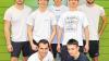 (fi)   Das Franken-Landschulheim  Schloss  Gaibach mit dem Gymnasium Gerolzhofen veranstaltete das alljährliche Volleyballturnier unter der Leitung der Sportlehrer Theresa Glück-Wolz und Helmut Kneißl. Sieben Jungen- und sechs Mädchenmannschaften der Jahrgangsstufen 10 bis 12 wetteiferten laut Pressemitteilung der Schule in der Dreifachturnhalle in Gerolzhofen mit sportlichem Höchsteinsatz um den Sieg. Dabei sorgten die jüngeren Mitschüler für voll besetzte Zuschauerränge und ausgelassene Stimmung. Im Gegenzug wurden sie mit hochklassigen Volleyballspielen belohnt, welche nicht nur in den Endspielen Nervenkitzel bis zur letzten Sekunde boten. Nach dreieinhalb Stunden standen die Sieger endlich fest: Bei den Jungen gewannen die „Blogbrothers“ der zwölften Jahrgangsstufe. Die Sieger der Mädchenmannschaften waren die „Glücklichen“ der zehnten Klassen. Beide Teams blieben während des Turnierverlaufs ungeschlagen und durften sich über ein zweiwöchiges Probetraining im Fitnessstudio Gschwender in Gerolzhofen freuen. Die weiteren Plätze wurden mit Bratwurstgutscheinen fürs nächste Sommerfest und mit einem freien Eintritt ins Geomaris belohnt. Für das leibliche Wohl sorgten die Schüler der zehnten Klassen mit Sandwiches und Kuchen.