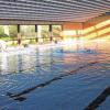 Das Hallenbad im Jahr 2007: Auch nach der jüngsten Stadtratssitzung bleibt der Erhalt des Bades fraglich.