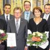 Langjährige Mitarbeiter wurden bei der Genobank Rhön-Grabfeld geehrt: Im Bild (von links) Heike Reif, Leiterin interne Revision, Bettina Göpfert, Johannes Neufang, Leiter Banksteuerung, Waldemar Guck, Bankvorstand Markus Merz, Sibylle Schwarz, der Betriebsratsvorsitzende Thomas Fischer und Bankvorstand Tobias Herzog.